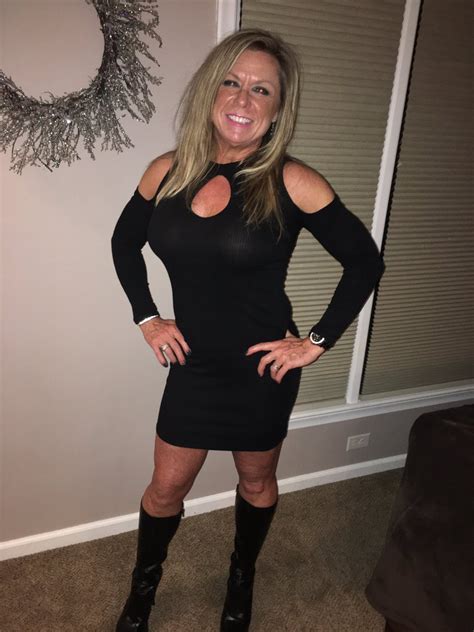 GOLD Your Desperate Little Came Begging For Help She Went Home With A Sore Ass Hole Instead 315. . Gilf painal
